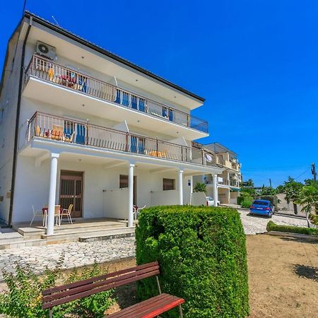 Apartments Laura Dramalj Dış mekan fotoğraf