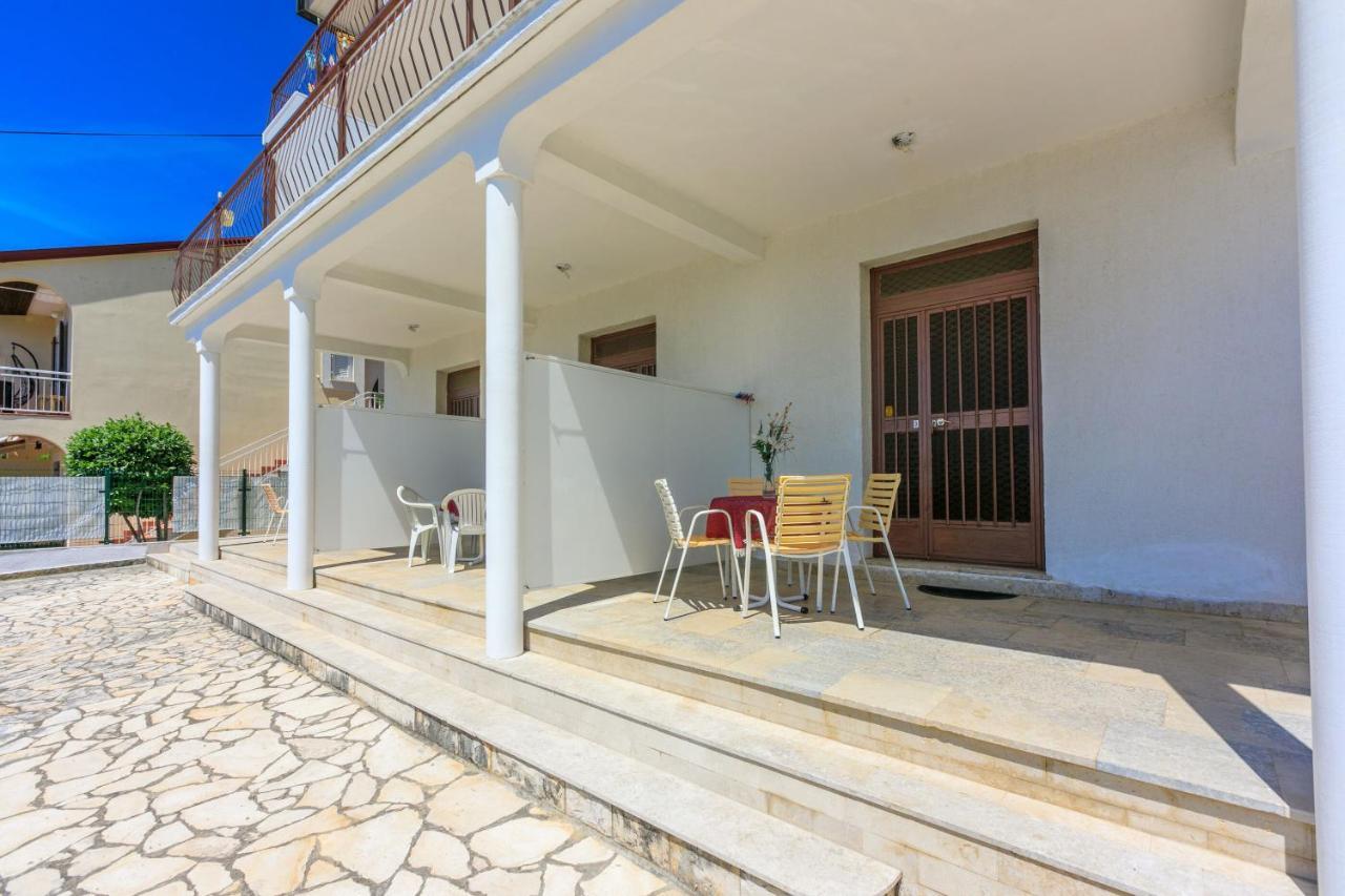 Apartments Laura Dramalj Dış mekan fotoğraf